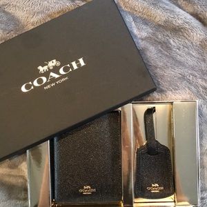 NWOT Passport Case Leather Luggage Tag Gift Box